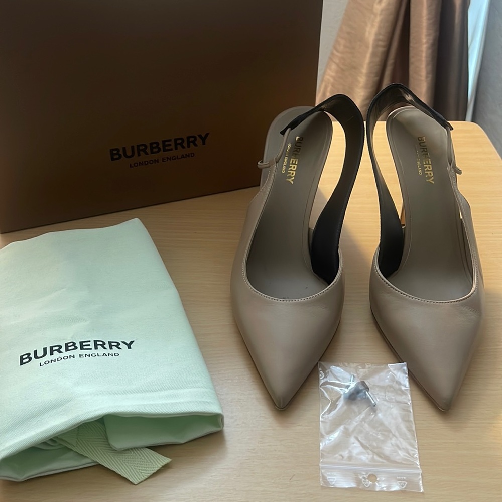 Burberry dark honey sling back heels